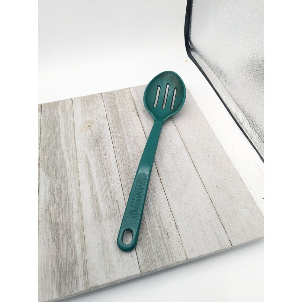 Vintage Ultratemp Slotted Serving Spoon Green Robinson